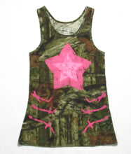 Load image into Gallery viewer, PINK STAR HICK TANK 1.0
